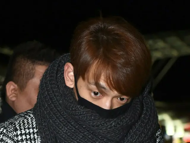 On the morning of 29th, Rain (Bi) is leaving Incheon Airport. For theperformance of the seventh worl