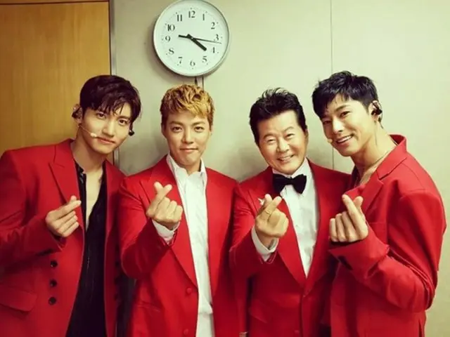 Former member of MIB KangNam, updated SNS. Smile with TVXQ, Tae Jin Ah.