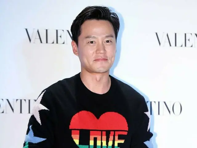Actor Lee Seo Jin, VALENTINO Attended the pre-event. Lotte department storeBusan head office.