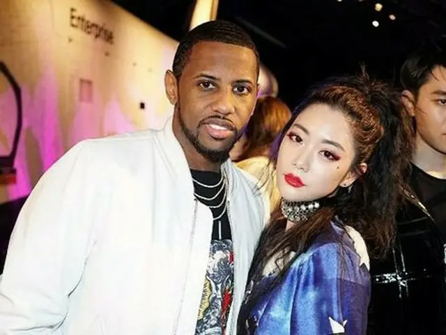 Actress Clara, updated SNS. Memorial photograph with Faboras of rappers of theUnited States. At NY F