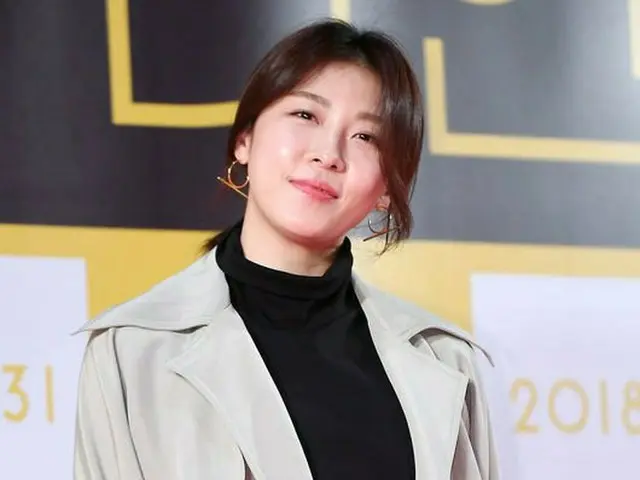 Actress Ha Ji Won attended the movie ”Perfect Other” VIP preview. On theafternoon of 23rd, Seoul · L