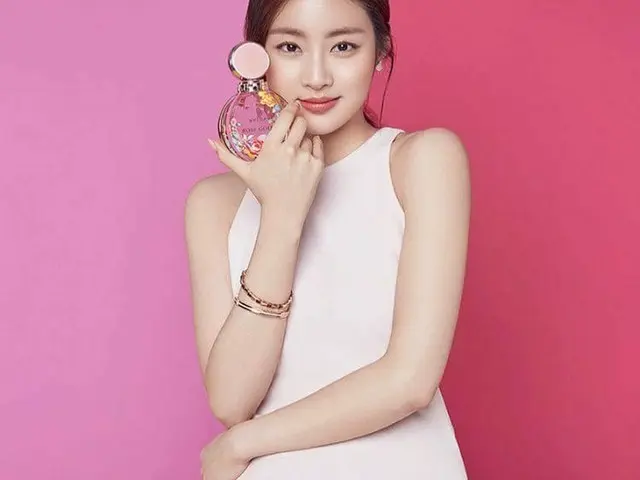 【G Official】 Actress Kang So Ra, Bvlgari perfume.