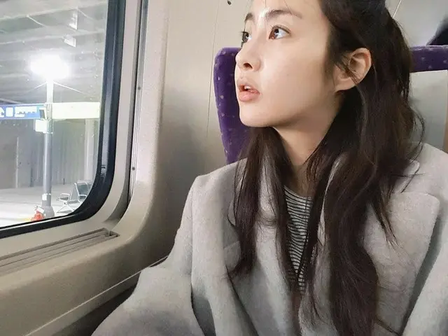 【G Official】 Actress Kang So Ra, Recent Activity. A train trip alone.