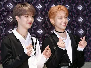 MXM, "M COUNTDOWN" at the photo wall before live broadcast.