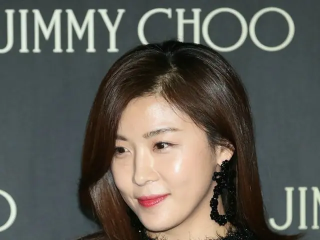 Attended actress Ha Ji Won, JIMMY CHOO photo event. Seoul · Gangnam on the 29thafternoon.