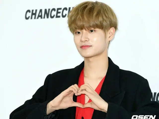 Lee Dae Hwi attends the brand ”CHANCECHANCE” 19S / S collection showcommemorative photo wall. Seoul