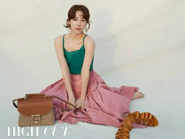 Actress Han Ji Min, photos from HIGH CUT.