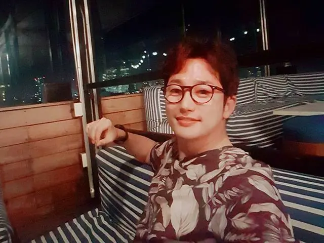 [G Official] Actor Park Si Hoo, have a fun day ～ ^^ From #losangeles .