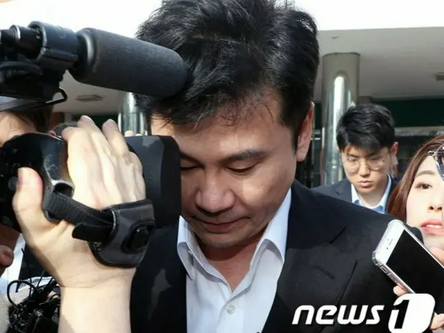 Former YG representative Yang Hyun Suk, who was called by the police onsuspicion of eradicating drug