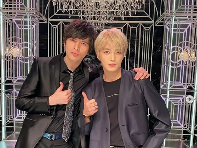 Kim JAEJUNG (JYJ) released two shots with Yu Shirota who appeared on the 21stFNS music special progr