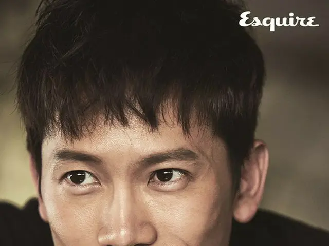 Actor Jisung, released pictures. Magazine ”Esquire”.