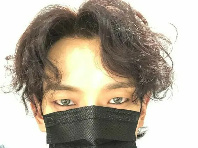 Rain (Bi) ”I'll give you good news at noon on the 10th” on Instagram. Posted onthe 7th, ”Expect!” Gu