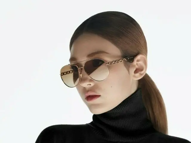 Singer Somi, LOUIS VUITTON's ”2021 Eyewear Global Campaign” model. .. ..