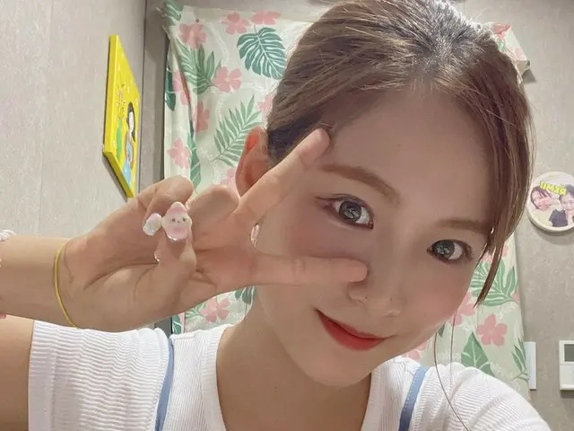 [T Official] Cherry Bullet, [#Remy #REMI] Roulette Fighting this week 🥰🧡 Wellversion 😪🌙 * ﾟ #Che