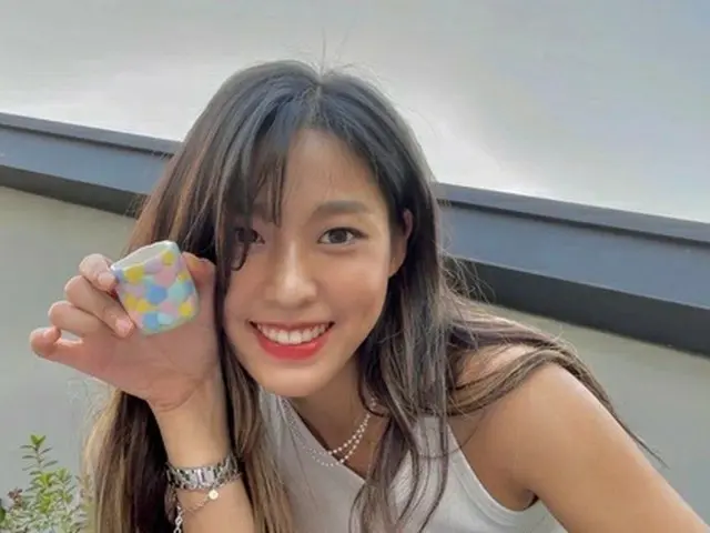 SEOLHYUN (AOA), New Post with a bright smile. .. ..