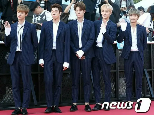 KNK, ”1st Soba Best K Music Awards” appeared on the red carpet. Seoul · Jamsilschool gymnasium on 20