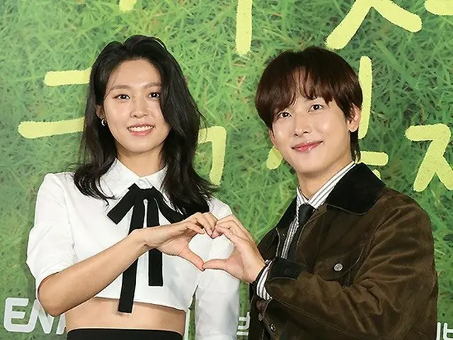 SEOLHYUN (AOA) and Lim Siwan (ZE: A) attended the Genie TV original ”I don'twant to do anything” pro