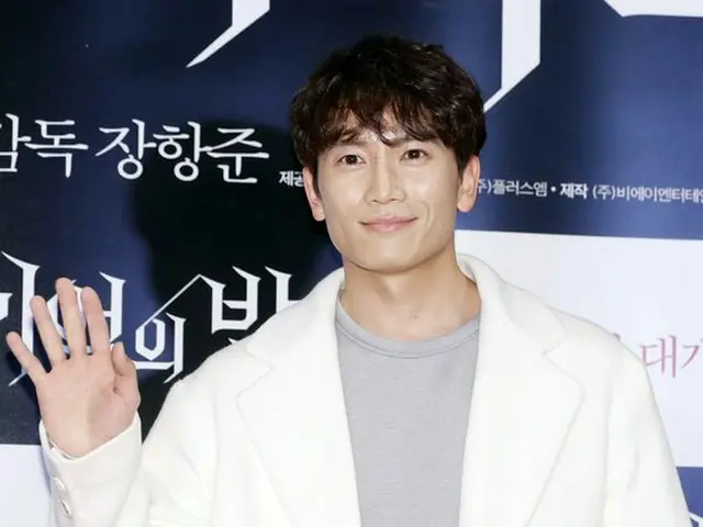Actor Jisung attended the VIP preview of ”Night of Memory”. Seoul · COEX megabox.