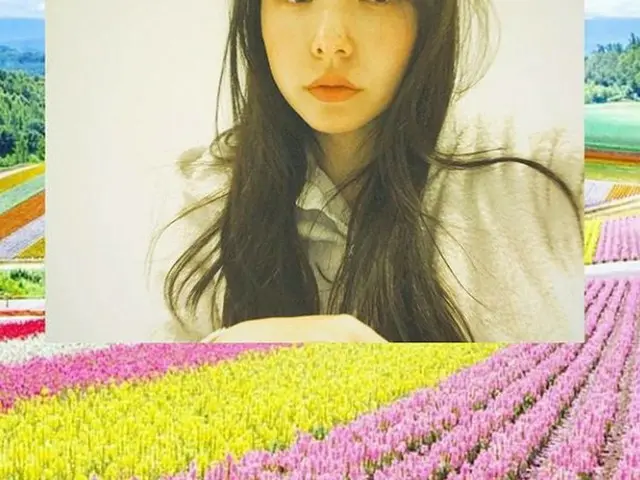 Actress Min Hyo Lyn, beautiful like a flower.