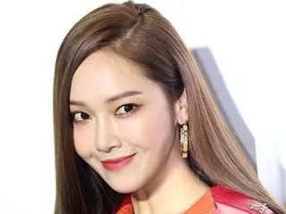 Jessica (formerSNSD(Girls' Generation)), does she look like this in real life? ...Visuals like the live-action version of Barbie doll