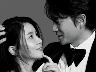 Actor Jisung and Lee Bo Young couple's ``10th wedding anniversary'' reminder wedding pictorial released... ``I'm so happy that I can't express it easily''