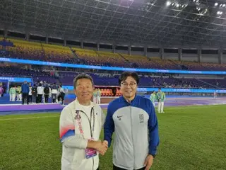 Korean national team leader encourages national soccer team coach