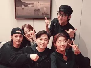 Lee Jun Ki, Moon, Chae Won, Kim JiHun and other ``Flower of Evil'' team at a grand New Year's party