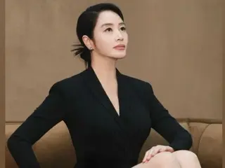 Actress Kim Hye Soo, unbelievable perfect beauty and style for a woman in her 50s... the "final boss" of self-care