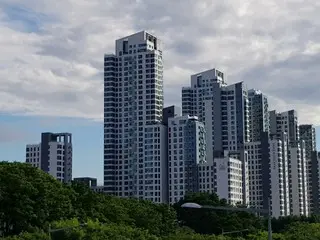 Apartment prices in Seoul move towards 5 billion won per unit... Banpo Acro River Park sold for 5.45 billion won