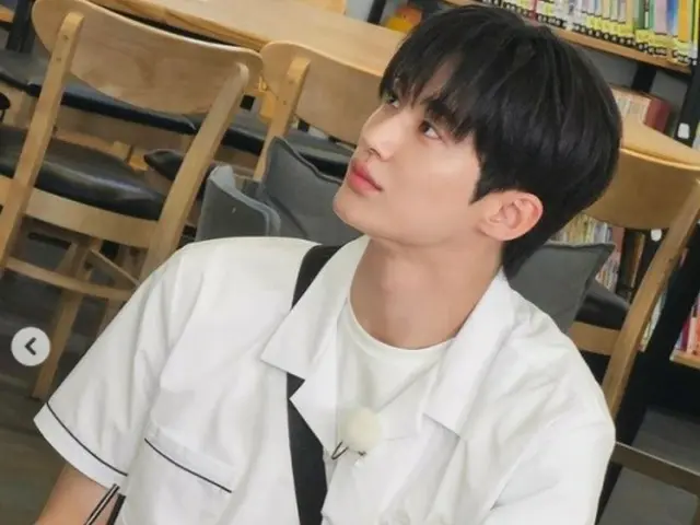 Actor Byeon WooSeok's visuals bring back memories of first love... What do you think of Sungjae in a uniform?