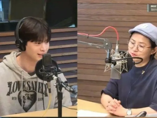 BTOB's Yook Sungjae: "If I buy Lee Changsub some gold, he'll give me some gold on my birthday too"