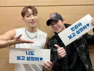 2PM's Jun. K cheers for Nichkhun with 100 people's strength... "I missed you"
