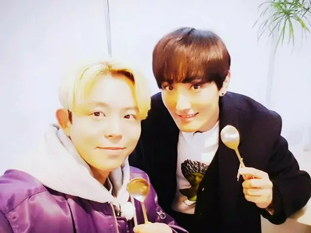 Variety show ”Please eat meals” appearance of H.O.T. Tony An & KANGTA, releasedphoto together. ”I ha