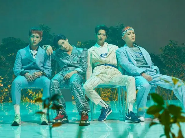 SHINee, 10th anniversary is a good start! iTunes #1 in 30 countries.