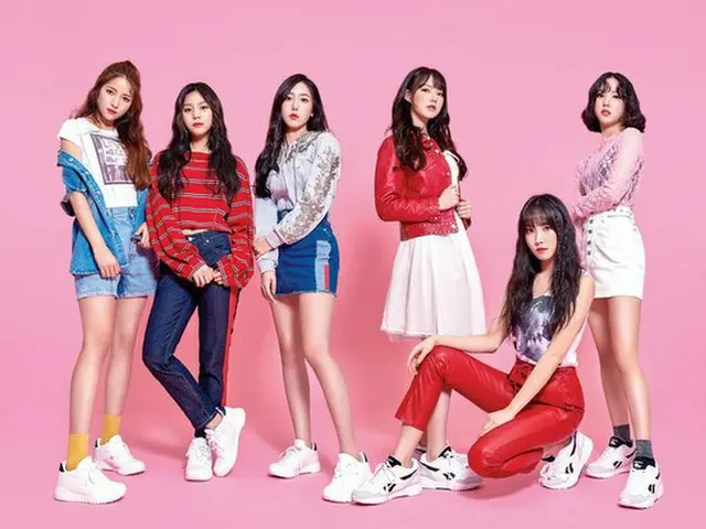 GFRIEND, Reebok's shoe style photo released.
