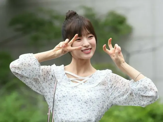 OH MY GIRL, arriving to work "Music Bank" 20th anniversary SP rehearsal.