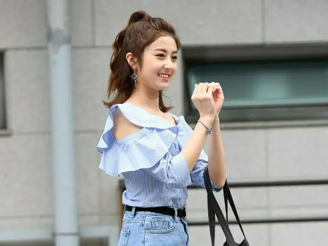 PRODUCE 48, "current 11th place" Hu Yun Jin, "Concept evaluation" recording. Miy