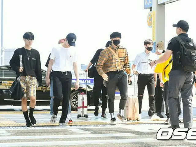 WANNA ONE, departed for Los Angeles , US appearance.