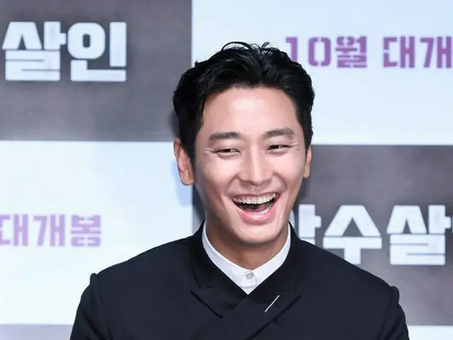 Actor Joo Ji Hoon, attending the movie ”Dark Murder” production meeting.