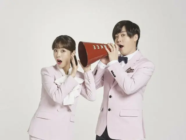 Mun Hee Jun Soyul (CRAYON POP), an idol couple co-starring.