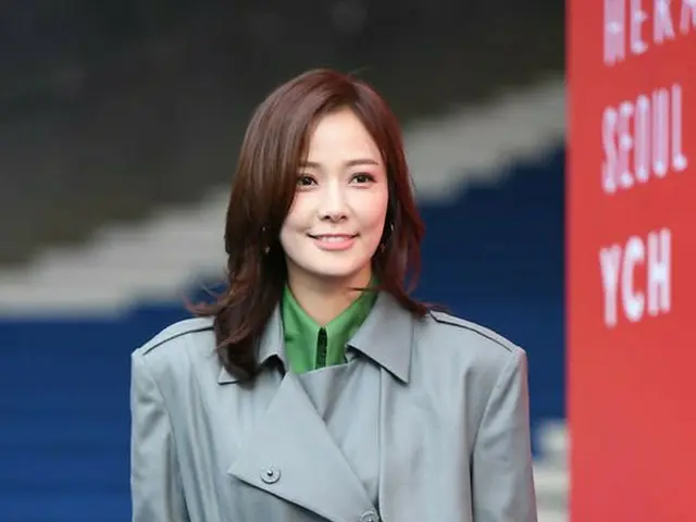 Actress Song · Tae Yeon, 2019 S / S HERA SEOUL FASHION WEEK Participated in "YCH