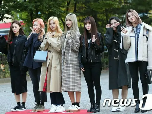 DREAMCATCHER, arriving to work "Music Bank" rehearsals. On the morning of 19th, 