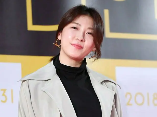 Actress Ha Ji Won attended the movie "Perfect Other" VIP preview. On the afterno