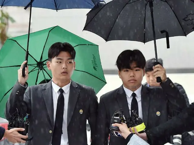 TheEastLight. Sokchol - Sung Hyun brothers, appearing for investigation of compl