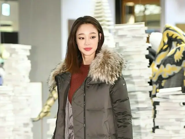 Actress Choi Yei Jin, Seoul · Lotte Department Store attended the fashion brand 