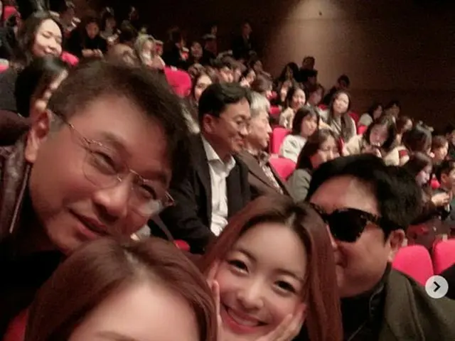 BoA, f(x) Luna and Lee Suman SM president and others going to watch the movie Bo