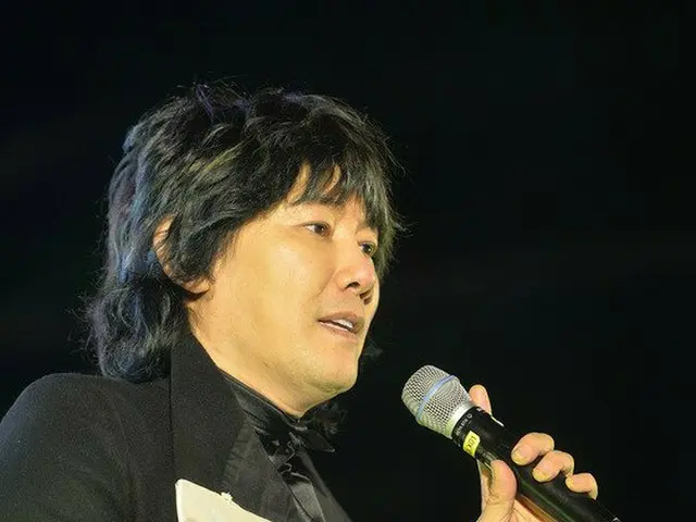 Singer Kim Janghoon, mentioning the BTS situation. "Japan, the perpetrator, is p