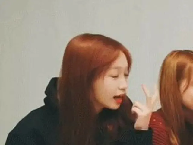 IZ*ONE Chewong's decision pose. Part 1.