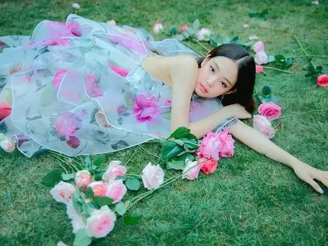BLACKPINK JENNIE, music "SOLO" music video recorded 35 million views + 1st day o