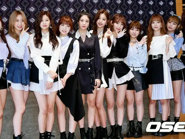 IZONE, "M COUNTDOWN" at the photo wall before live broadcast.